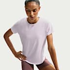 Nike Universa Women's Dri-FIT Short-Sleeve Top