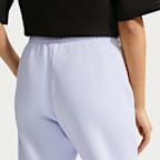 Pants oversized de tiro alto con dobladillo para mujer Nike Studio Fleece Medium Weight