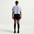 Nike Sportswear Classic Women's Loose Cropped T-Shirt