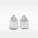 รองเท้าผู้ชาย Nike Air Force 1 '07