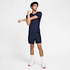 Nike Form Men's Dri-FIT 5" Unlined Versatile Shorts
