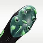 Chaussure de foot basse à crampons pour terrain gras Nike Tiempo Maestro Elite
