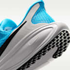 Nike Revolution 8 EasyOn Men's Road Running Shoes