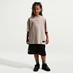 Nike Sportswear Older Kids' Oversized T-Shirt