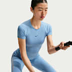 Nike ユニバーサ ウィメンズ Dri-FIT ショートスリーブ トップス
