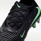 Crampons de foot pour terrain gras Nike Phantom 6 Low Elite