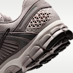 Tenis para hombre Nike Zoom Vomero 5 SE