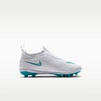 Nike Jr. Mercurial Vapor 17 Club Younger Kids' Multi-Ground Low-Top Football Boots