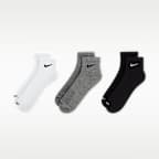 ถุงเท้าเทรนนิ่งหุ้มข้อ Nike Everyday Plus Cushioned (3 คู่)