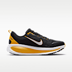 Nike Vomero 18 (Pittsburgh Steelers) Men's NFL Road Running Shoes