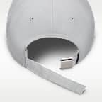 Nike Club Structured Metal Swoosh Cap