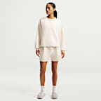 Nike 24.7 ImpossiblySoft Oversize-Rundhalsshirt mit Dri-FIT-Technologie (Damen)