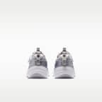 Nike Cosmic Runner SE Little Kids' Shoes