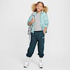 Playera para niña talla grande Nike Sportswear Essential