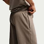 Pants de básquetbol Therma-FIT cepillados con dobladillo abierto para hombre Nike Standard Issue