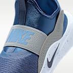 Tenis de correr para niños grandes Nike Flex Runner 4