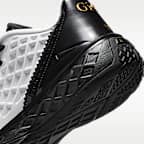 コービー 3 LOW プロトロ ジュニア バスケットボールシューズ