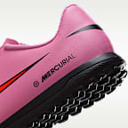 Nike Mercurial Vapor 16 Club Turf Low-Top Football Shoes