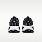 Nike Vomero 18 GORE-TEX Women's Waterproof Road Running Shoes With Reflective Design Accents