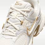 Nike V5 RNR Zapatillas con detalles de diseño reflectante - Mujer