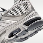 나이키 에어맥스 모토 2K 남성 신발