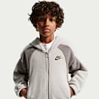 Sudadera con gorro de cierre completo acondicionada para el invierno para niños talla grande Nike Club Fleece