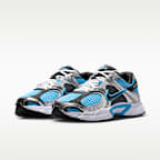 Nike V5 RNR Women's Shoes with Reflective Design Accents