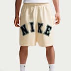 กางเกงขาสั้นน้ำหนักปานกลางผู้ชาย Nike Life