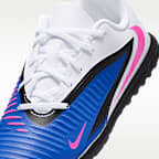 Nike Jr. Phantom 6 Low Club Older Kids' Turf Football Shoes