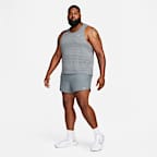 Shorts de correr Dri-FIT de 13 cm con forro de ropa interior para hombre Nike Stride
