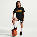 Playera Max90 para niños talla grande LeBron "Honor the King"