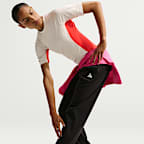 Playera interior deportiva de manga corta Dri-FIT para mujer Nike ACG "Wildsee"