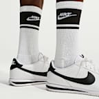 ถุงเท้าข้อยาว Nike Everyday Elevated (3 คู่)