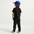Tričko Nike Sportswear Futura s výšivkou pro malé děti