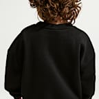 Nike Essentials zweiteiliges Fleece Set mit Rundhalsshirt (jüngere Kinder)