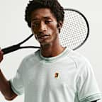 Playera de tenis de manga corta para hombre NikeCourt Heritage