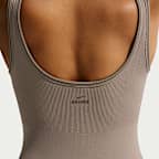 Produkte für DamenNikeSKIMS Ribbed Seamless 12,7-cm-Bodysuit mit U-Ausschnitt (Damen)