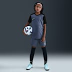 Playera de fútbol Dri-FIT para niños talla grande Nike Academy