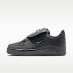 Nike エア フォース 1 '07 ウィメンズシューズ