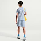 T-shirt sportowy dla dużych dzieci Nike Sportswear