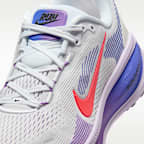 Tenis de correr en pavimento para mujer Nike Vomero 18