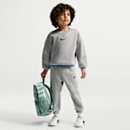 Nike Conjunto de dos piezas Essential de tejido Fleece con sudadera - Niño/a pequeño/a