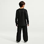 Nike Sportswear Big Kids' Long-Sleeve T-Shirt