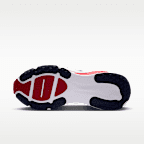 Nike Vomero 18 (New England Patriots) Men's NFL Road Running Shoes