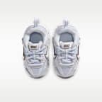 Tenis para bebé e infantil Nike Vomero 5
