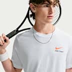 T-shirt da tennis Dri-FIT NikeCourt – Uomo