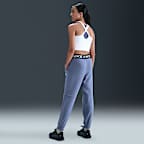 Joggers Dri-FIT para niña talla grande Nike Pro Fleece