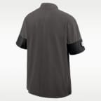 Playera de manga corta Nike de la NFL de medio cierre para hombre Tampa Bay Buccaneers Sideline Coach