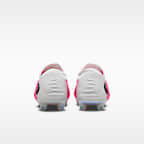 Fotbollssko för gräs Nike Phantom 6 Low Elite
