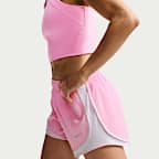 Shorts de correr Dri-FIT de tiro medio con forro de ropa interior para mujer Nike Tempo